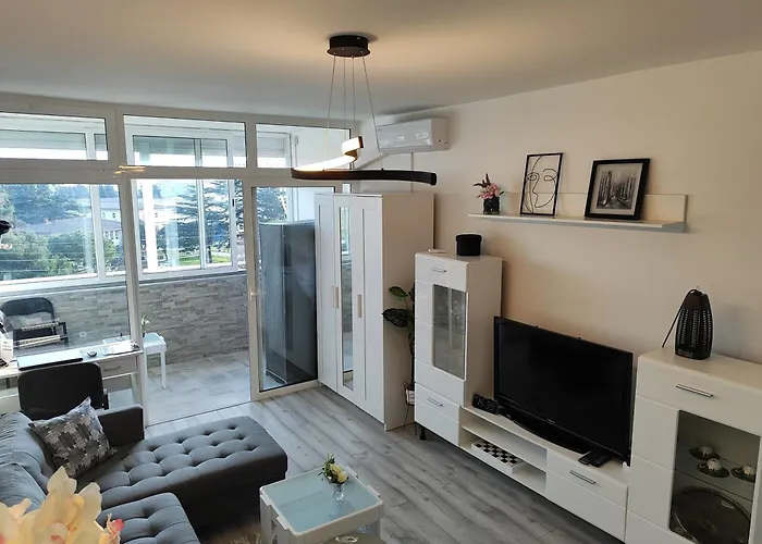 Apartment Zara With Garage